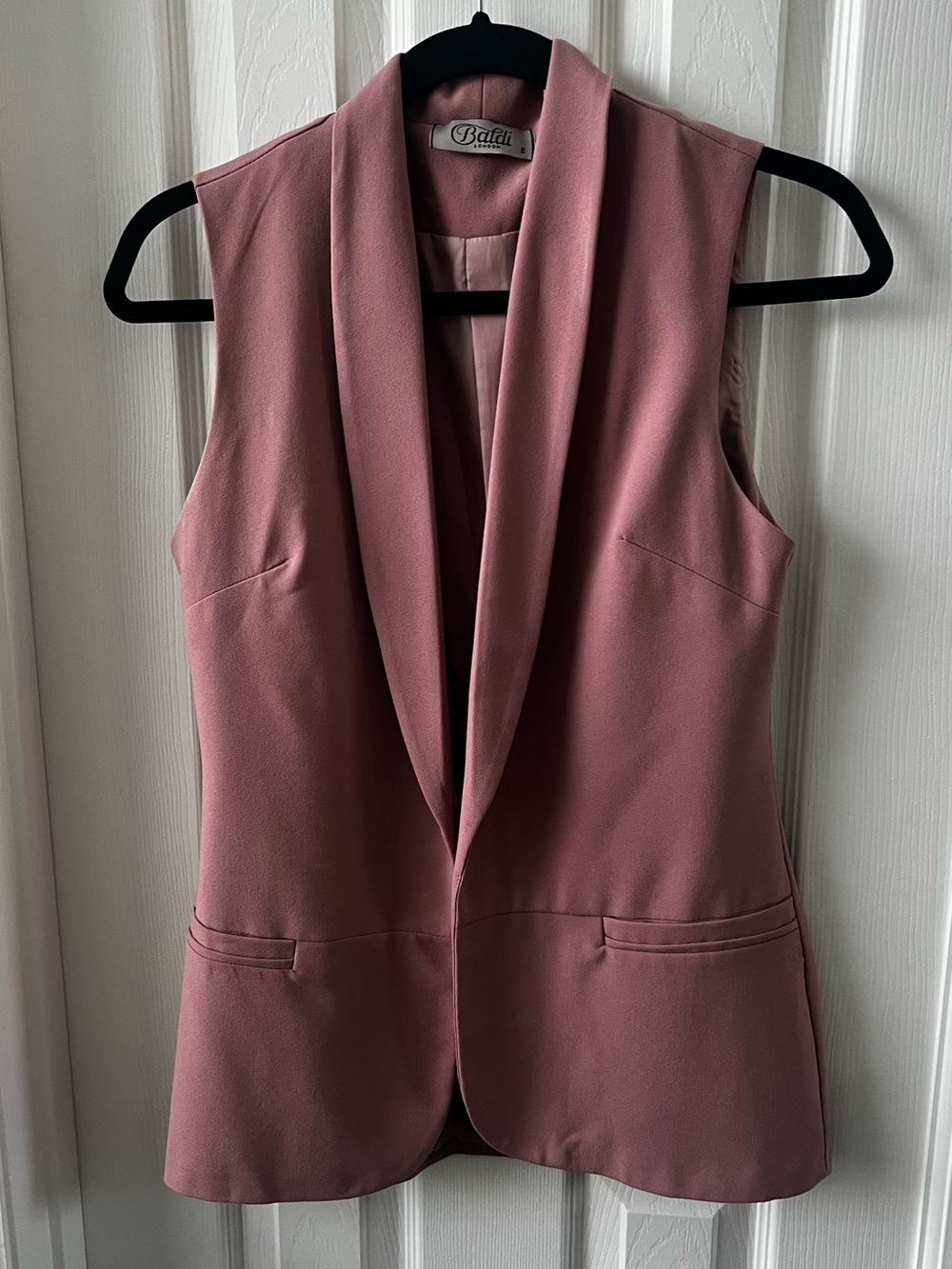 Sleeveless Blazer Vest in Dusty Rose, Size 8